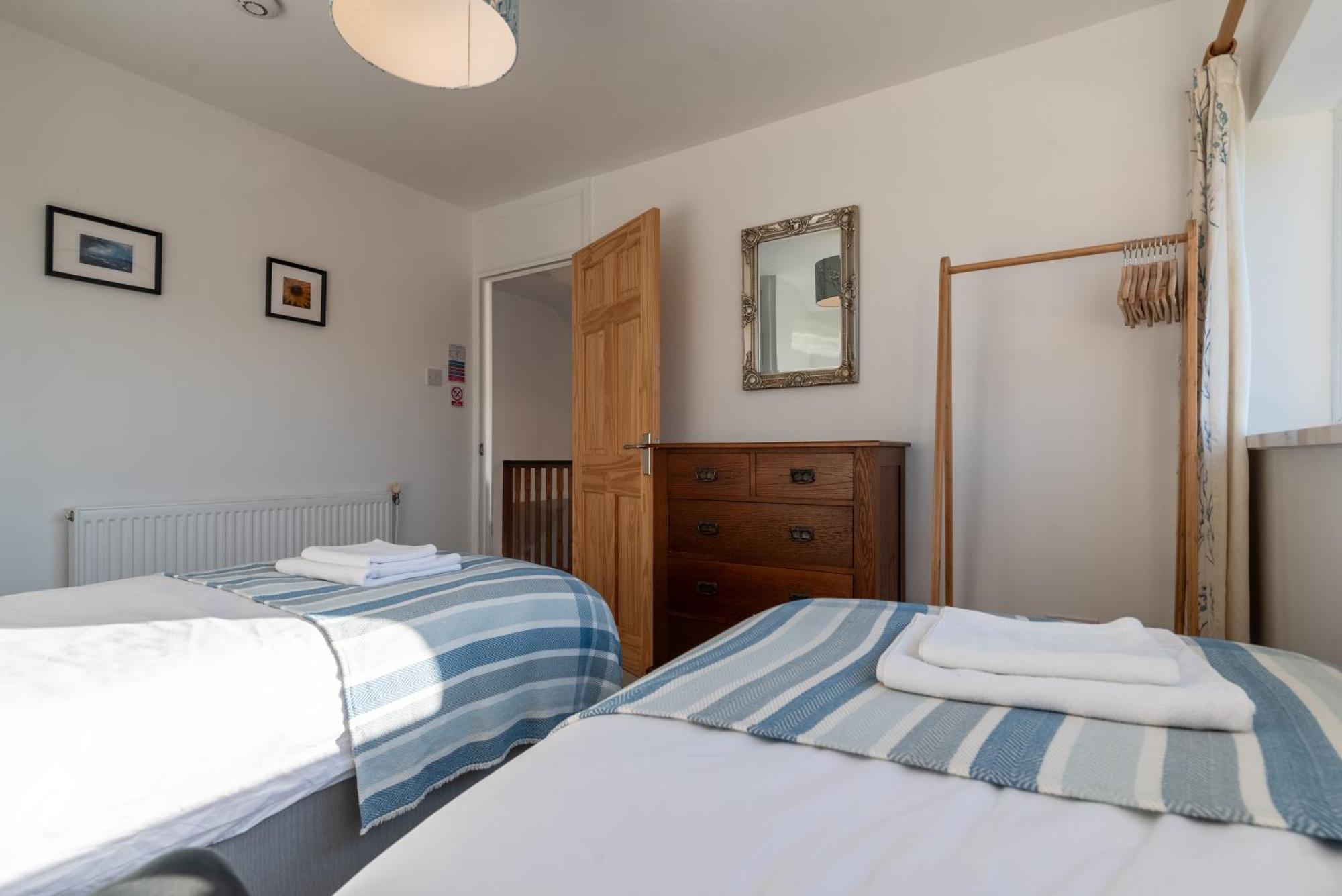 Port View House 3-Bedroom Self Catering Family Home With Garden Near Cardiff Eksteriør billede