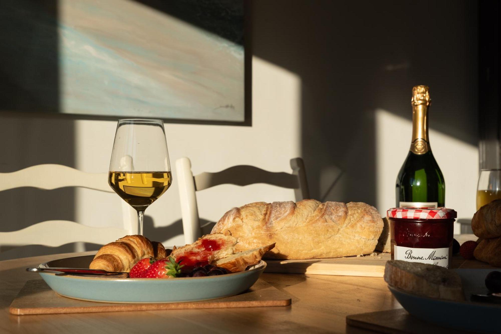 Port View House 3-Bedroom Self Catering Family Home With Garden Near Cardiff Eksteriør billede